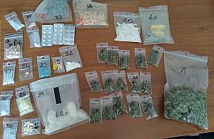 Bemowscy policjanci zatrzymali narkotykowych dilerów