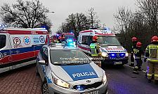 Zderzenie busa z osobówką na Płochocińskiej. Sześć osób w szpitalu