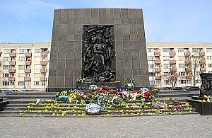 O 12.00 w Warszawie zawyją syreny. 78 lat od powstania w getcie