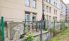 Diabeł tkwi w szczegółach. Zdemontowano balustradę z lat pięćdziesiątych