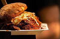 Zanim otworzą restauracje. Food trucki na Białołęce