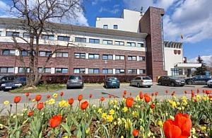 Ratusz i parking chroniony jak zabytek? "Dobro kultury współczesnej"