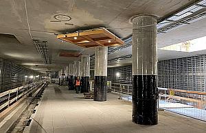 Cypryjski metal na Ulrychowie. Przymierzają wystrój stacji metra