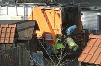 Problemy z odbiorem odpadów w Wawrze. "Lekaro ściemnia"