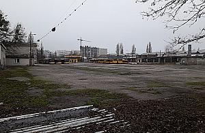 Wielka dziura w środku miasta. I tak ma zostać