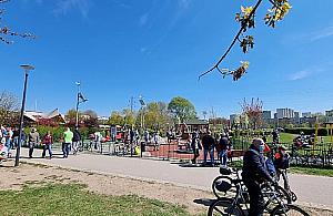 Nowe boiska, piaszczysta plaża, kurtyny wodne i samoczyszcząca toaleta w parku Górczewska?