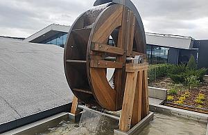 Na dachu Galerii Północnej powstało... koło wodne