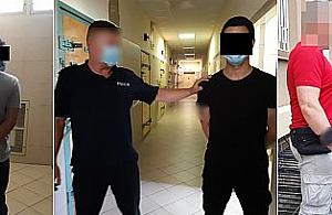 Brutalny atak na Mirowie. "Uderzał metalową rurką"