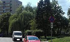 Turmoncka nie dla parkujących. "Mają jeździć rowerami i autobusami"