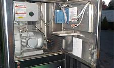 Chcieli okraść myjnię. Zmyli się na widok strażników