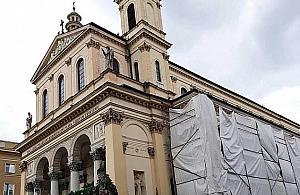 Kościół na Chłodnej wciąż w remoncie. Ratusz dopłacił 200 tys. zł