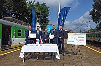 Przebudowa linii otwockiej. Umowa z firmą znaną z opóźnień