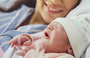 Mazowsze przeznacza miliony na in vitro. "Wielka radość i spełnienie marzeń"