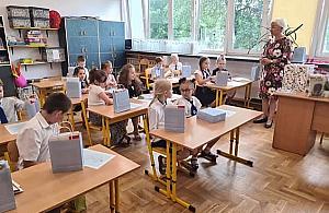 W Warszawie brakuje nauczycieli. Jak jest na Bielanach?