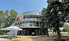 Na Bródnie rośnie klinika Ewy Błaszczyk. Budzik pomoże pacjentom w śpiączce