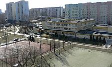 Tenis na Wawrzyszewie. Korty są, chętnych nie ma