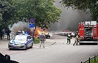 Groźny pożar aut na Chomiczówce