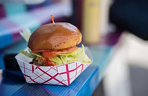 Zlot food trucków przy Lazurowej. Jak zdobyć voucher?