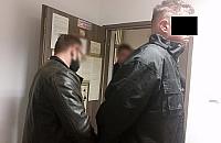 Absurdalna kradzie� na Bia�o��ce. Dostawca ukrad� skuter i trzy pizze