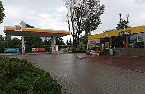 Woda w paliwie na stacji przy Zegrzyńskiej. Shell przeprasza