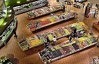 Wojna o handel trwa. Koniec marketów "pocztowych" czynnych w niedzielę