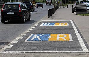 Miejsca parkingowe pod szkołą? Będzie drama w Falenicy