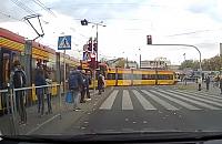 Kolizja dwóch tramwajów. Kierowca nagrał zderzenie