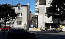 Balkony obok ślepej ściany na Olbrachta