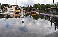 Falenica: Pętla autobusowa pod wodą. Powstała sześć lat temu