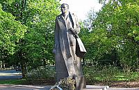 Piętnaście lat pomnika Romana Dmowskiego