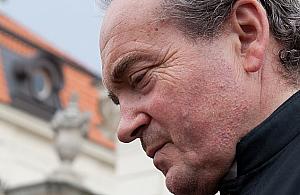 Order Orła Białego dla kontrowersyjnego księdza. Kim jest Stanisław Małkowski?