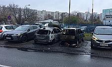 Na Bródnie płoną samochody. Policja nie łączy spraw