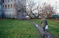 Stacja kolejowa pośrodku niczego. Teraz powstaną chodniki