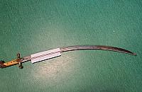 Furiat z szablą na Woli. Chciał napaść znajomego, pomylił mieszkania