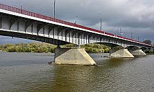 Żenująca kompromitacja urzędników. "Skradziona" tablica pamiątkowa jest w konserwacji