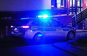 Krwawy atak nożownika na Bemowie. Zatrzymano dwie osoby, jedna trafiła do szpitala