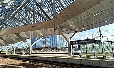 Warszawa Zachodnia nabiera kształtów. Dwa perony oddane do użytku