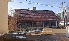 Drewniaki kilka kilometrów od centrum Warszawy. Niezwykła ulica Fosa