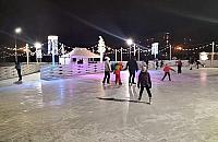 Wypożyczasz łyżwy, zostaw dowód. Klienci lodowiska oburzeni