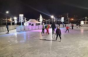 Wypożyczasz łyżwy, zostaw dowód. Klienci lodowiska oburzeni