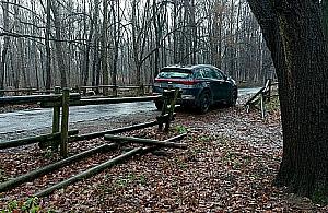 Płot na Dewajtis zniszczony. Czas na remont?