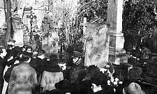 Zapomniana historia sprzed wieków. Zabitych manifestantów otoczono kultem