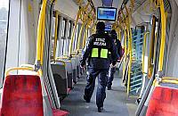 Grozi� no�em pasa�erom tramwaju. Interweniowa�a stra� miejska