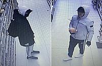 Kradzie� w Rossmannie na Pradze. Policja szuka tych m�czyzn