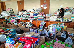 Legionowo: ratusz zasypany darami dla uchodźców