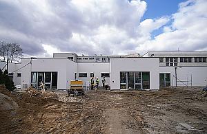 Na Bródnie odbudowują przedszkole. Stary budynek zniknął na czas budowy metra