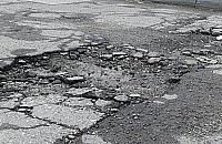 Dziurawe ulice Młocin. Czy jest szansa na poprawę?