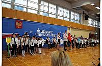 Szko�a na Jelonkach bije si� o sal� gimnastyczn�