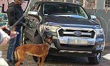 Udawali policjantów, okradali prostytutki