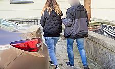 Emeryci wyrzucali pieniądze przez okno. Oddali złodziejom 330 tysięcy